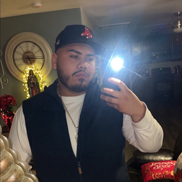 Meet your Posher, Luis - Picture 1 of 1